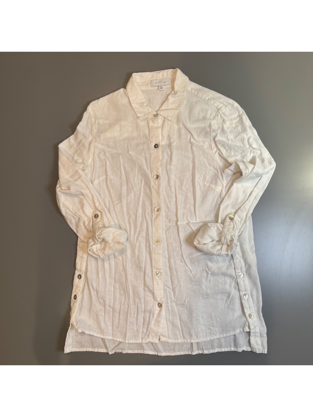 Beach Linen New Directions Women's White Button-Down Linen Shirt, Lagenlook